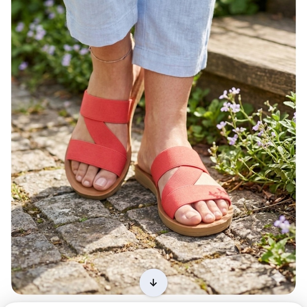 Time &Tru Womens  Cross-Strap Slide Sandals size 9